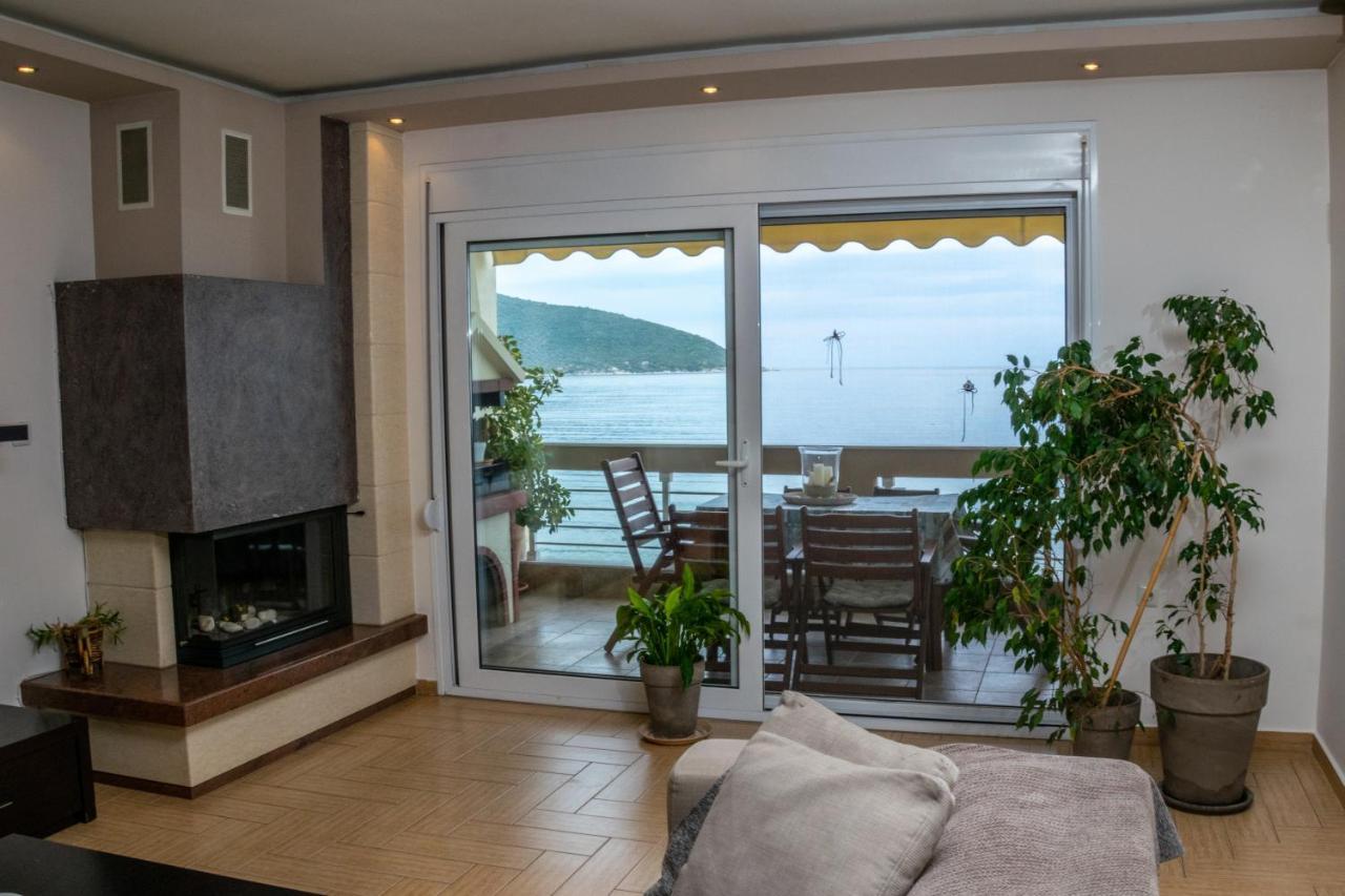 Seasthedayapartment Néa Péramos Екстериор снимка