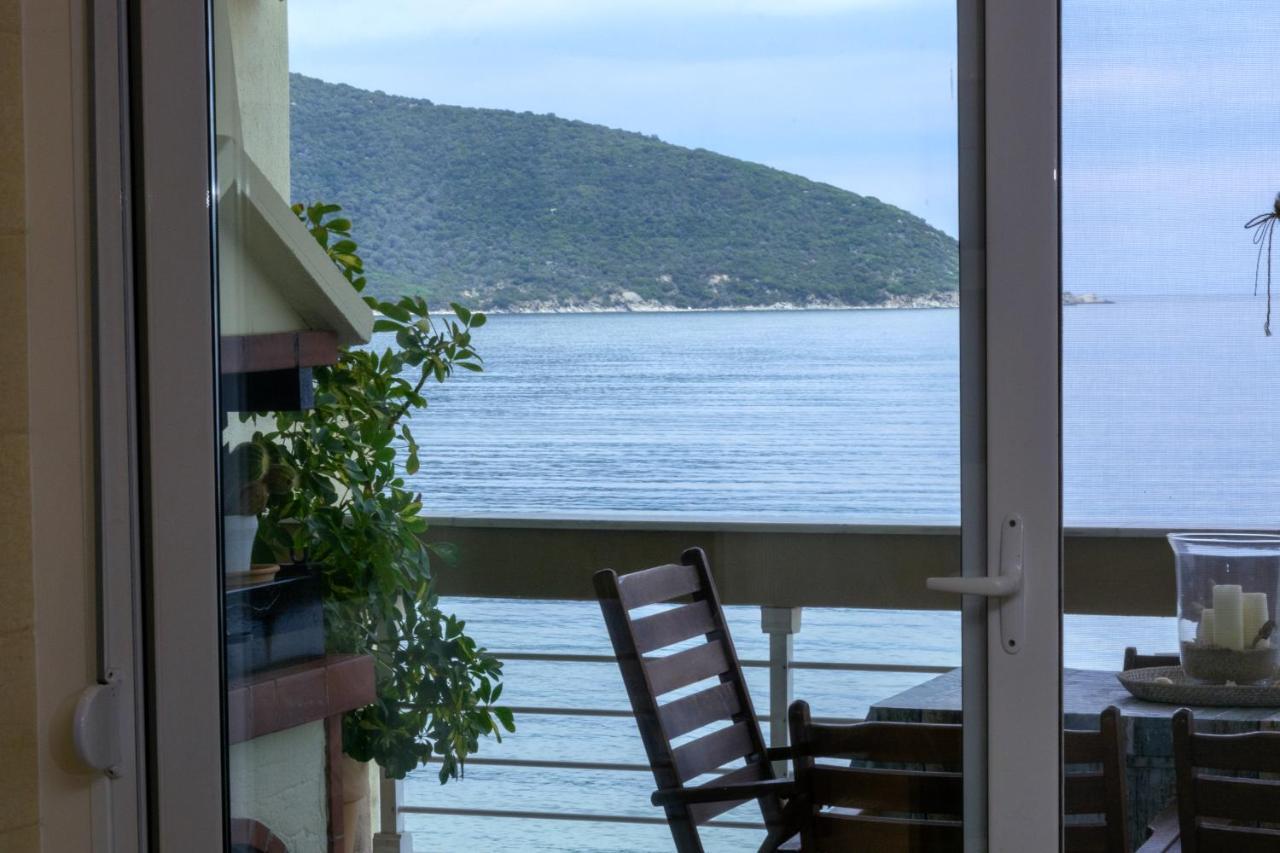 Seasthedayapartment Néa Péramos Екстериор снимка