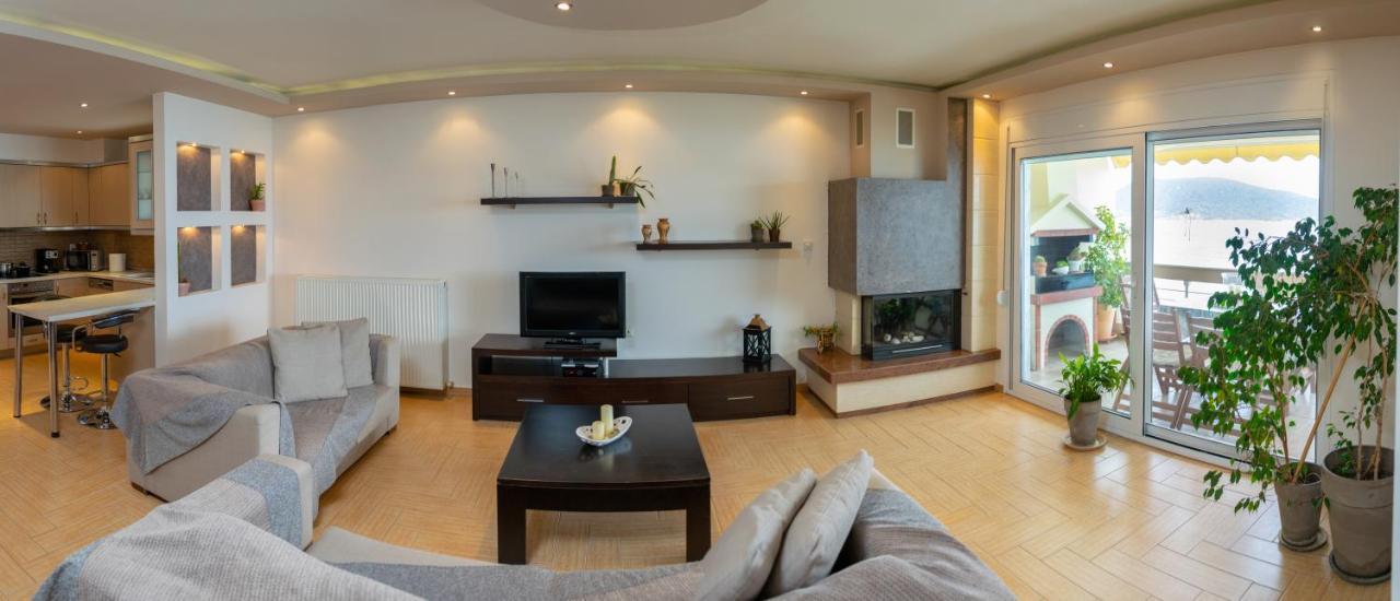 Seasthedayapartment Néa Péramos Екстериор снимка