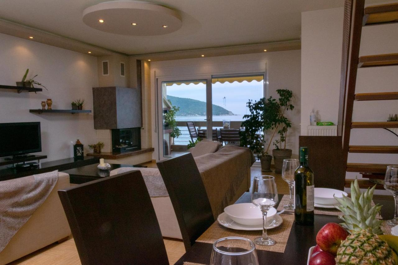 Seasthedayapartment Néa Péramos Екстериор снимка