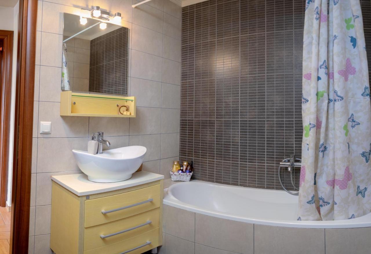 Seasthedayapartment Néa Péramos Екстериор снимка