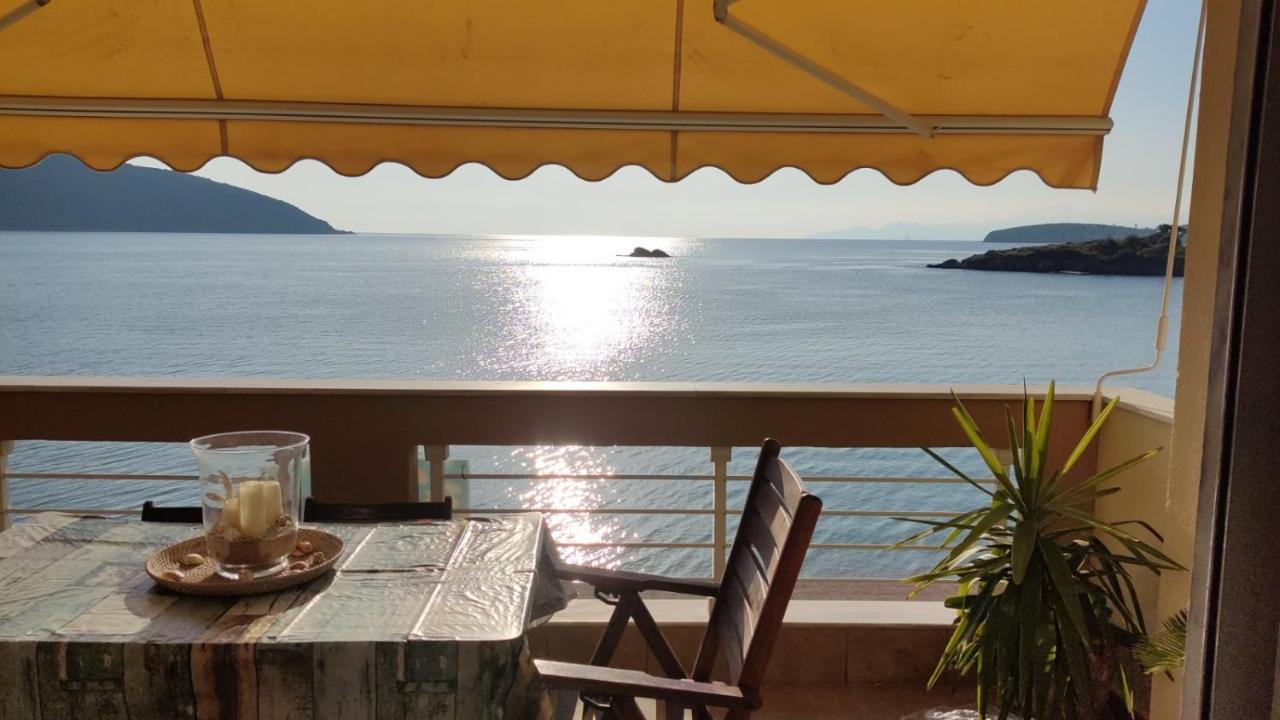 Seasthedayapartment Néa Péramos Екстериор снимка